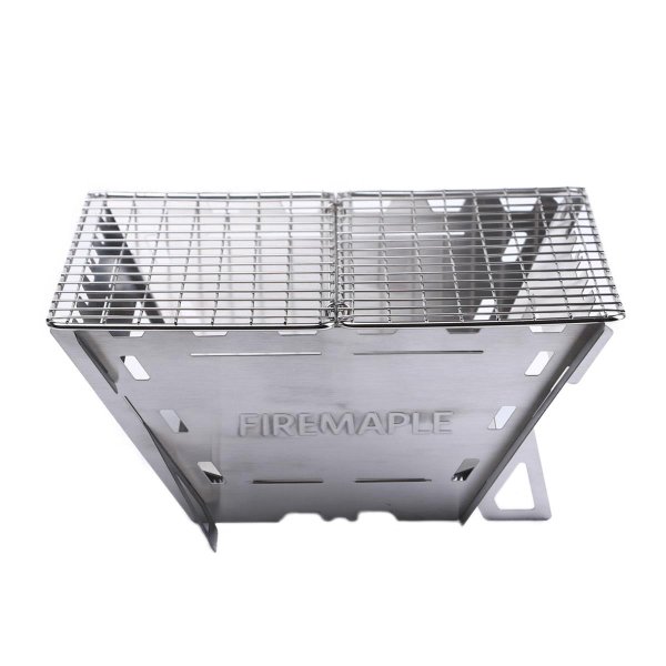 Maverick Modular Wood Grill, with 4 Panels and Grill Grate