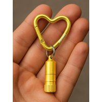 Mini LED with Heart Carabiner - gold &ndash; with printed price &euro; 7,99